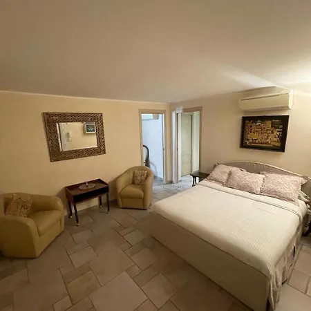 L'azura Front De Golf Juan Villa *